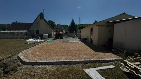 aménagement extérieur à Le Luart - image 3